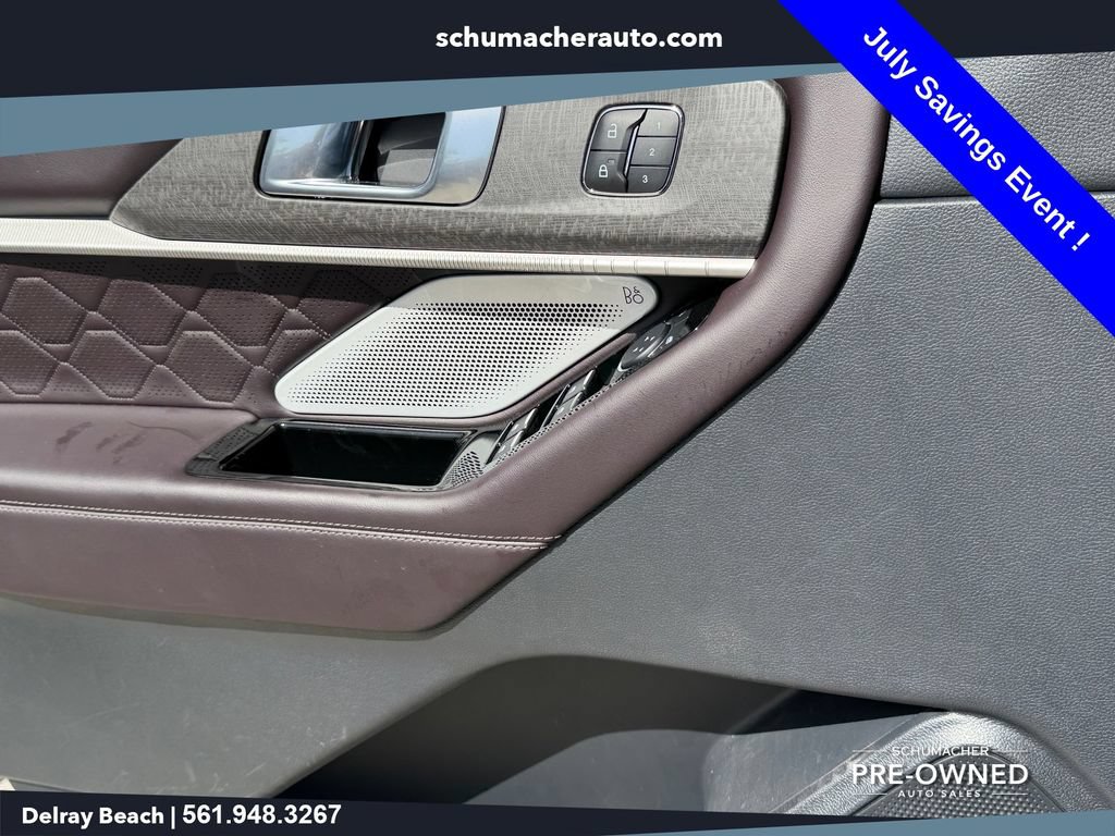 Used 2025 Ford Explorer Platinum w/ Ultimate Package RWD image 21