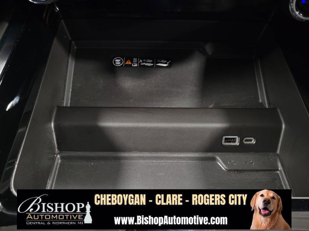 Used 2025 Chevrolet Tahoe Z71 image 29