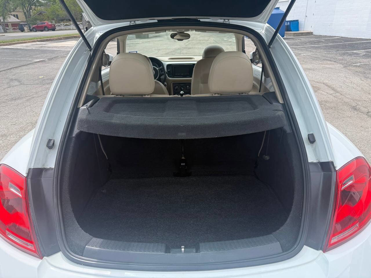 Used 2016 Volkswagen Beetle 1.8T SE image 24