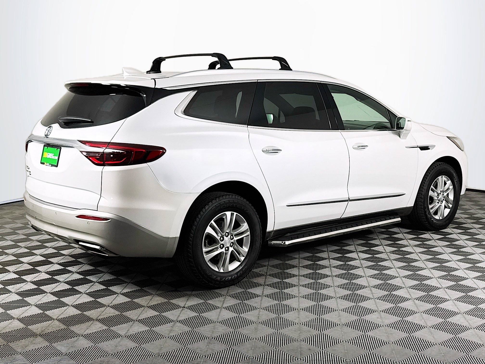 Used 2019 Buick Enclave Essence AWD/4WD image 10