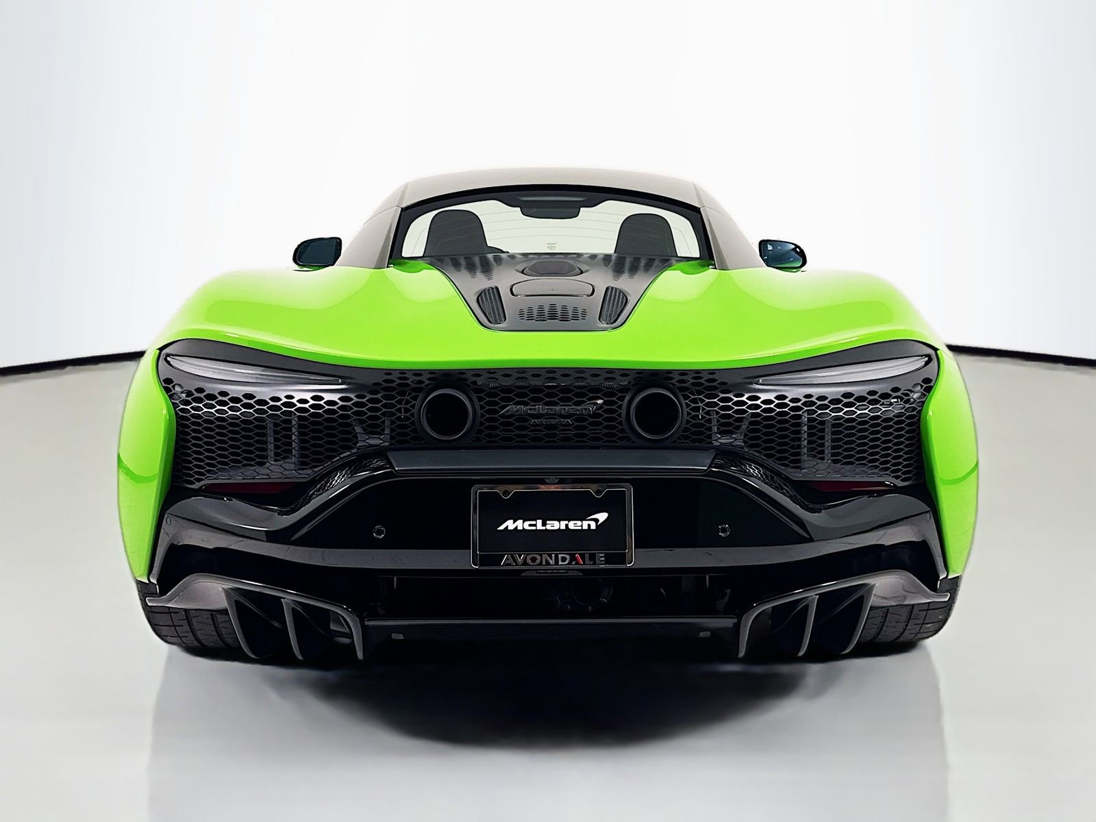 Used 2025 McLaren Artura image 6