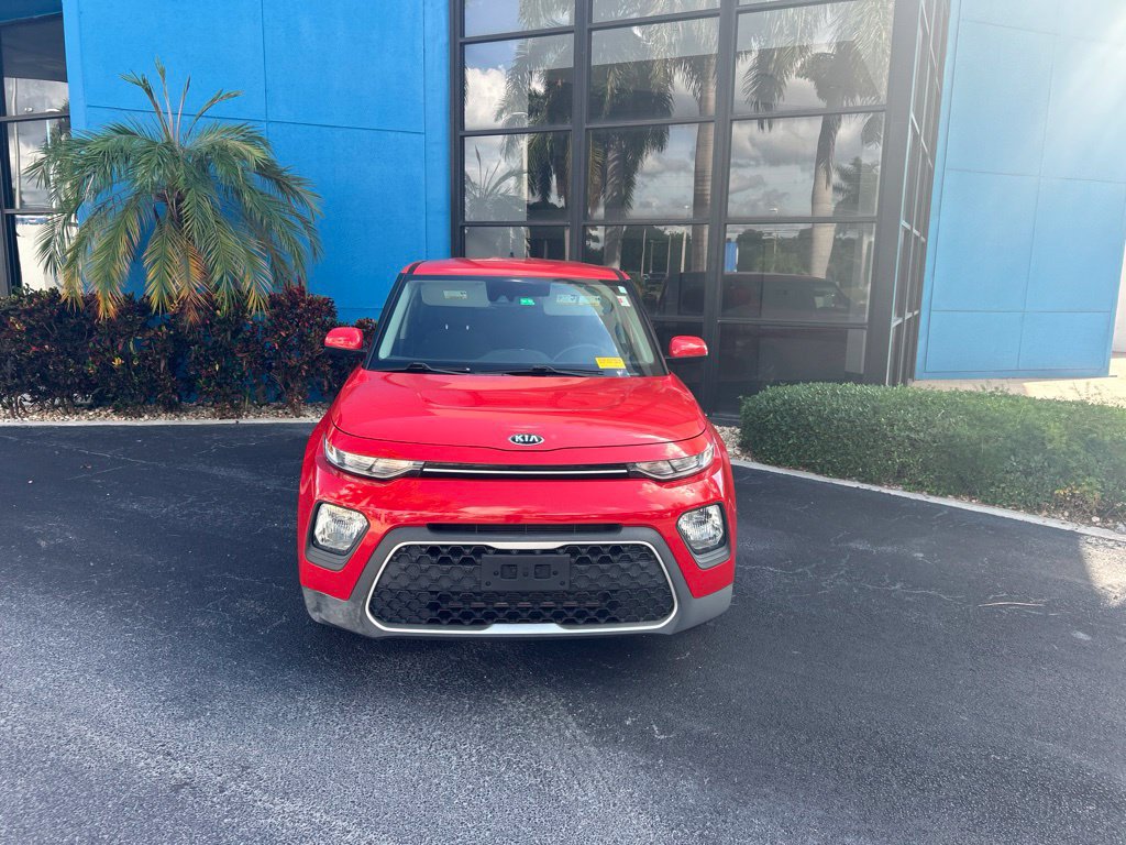 Used 2020 Kia Soul S FWD image 2