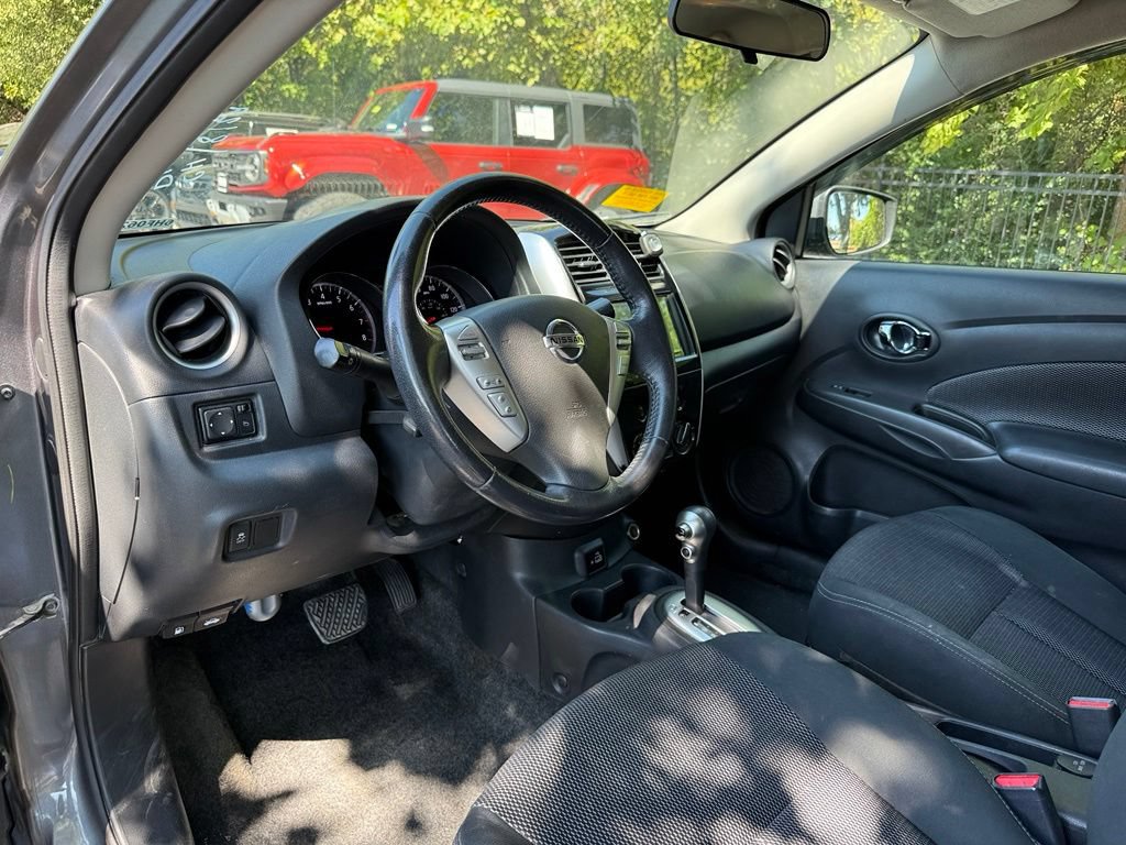 Used 2019 Nissan Versa SV w/ SV Special Edition Package FWD image 5
