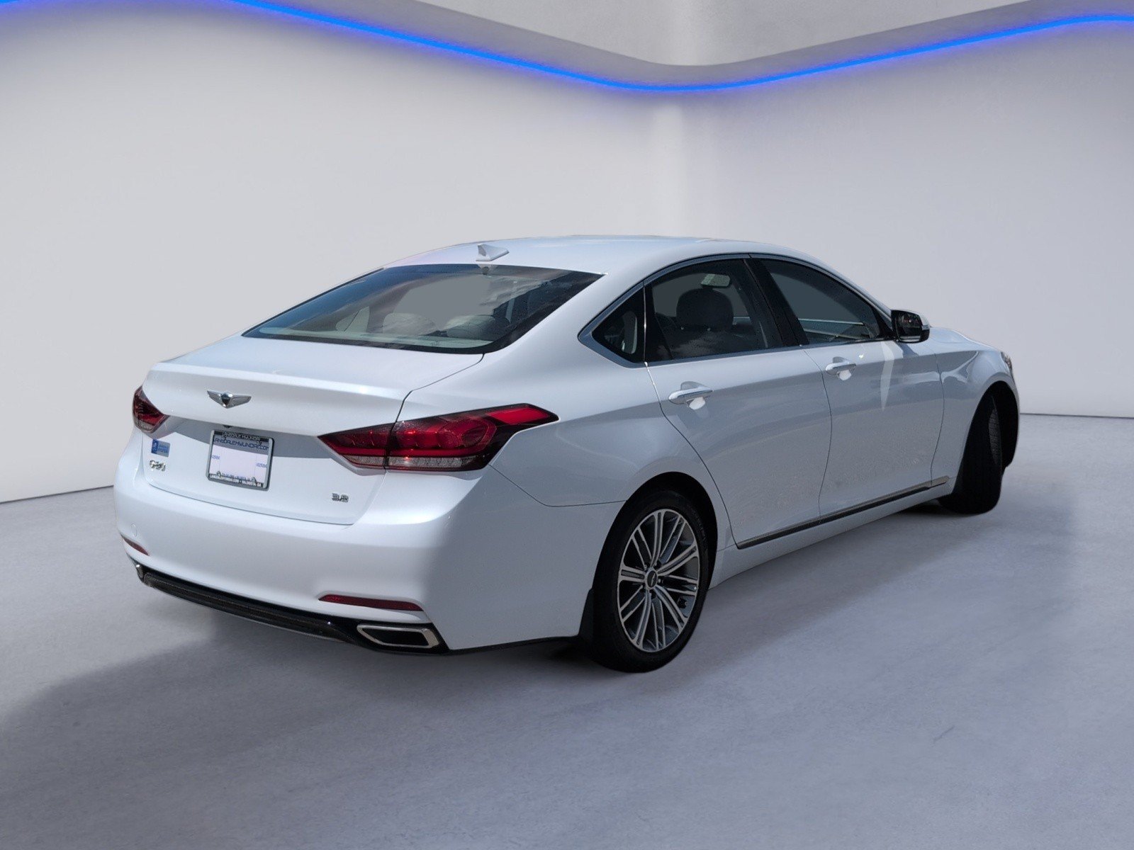Used 2019 Genesis G80 3.8 RWD image 4