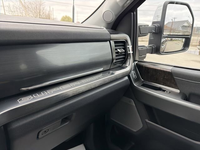 New 2026 Ford F250 Lariat w/ Chrome Package image 24