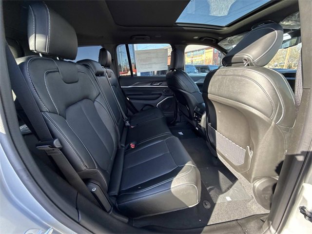 New 2026 Jeep Grand Cherokee Limited image 28