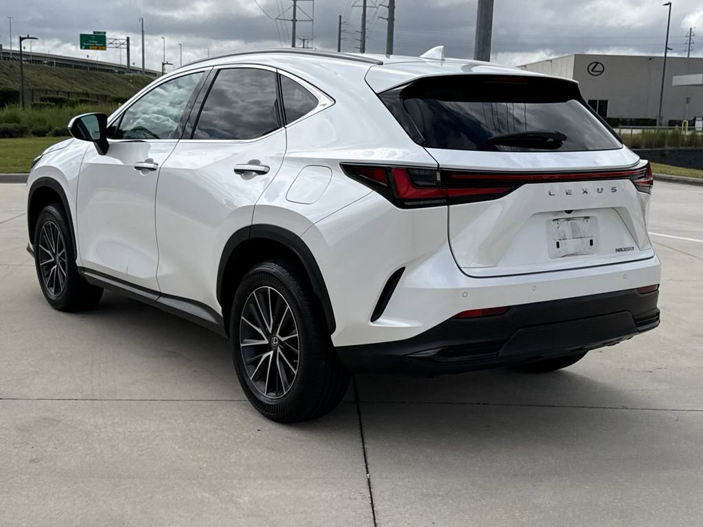 Used 2023 Lexus NX 250 FWD image 10
