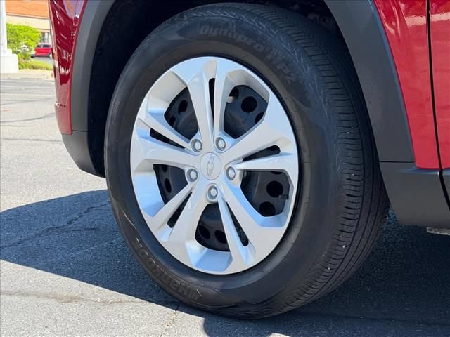 Certified 2026 Chevrolet Trax LS FWD image 22