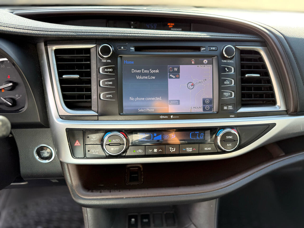 Used 2015 Toyota Highlander XLE image 18