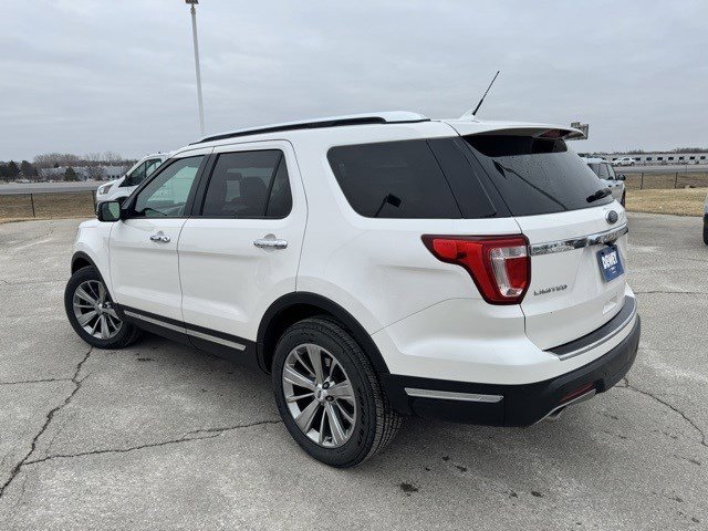 Used 2018 Ford Explorer Limited image 7