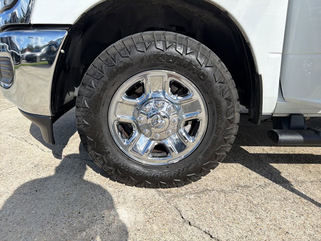 Used 2023 RAM 2500 Tradesman w/ Chrome Appearance Group image 28
