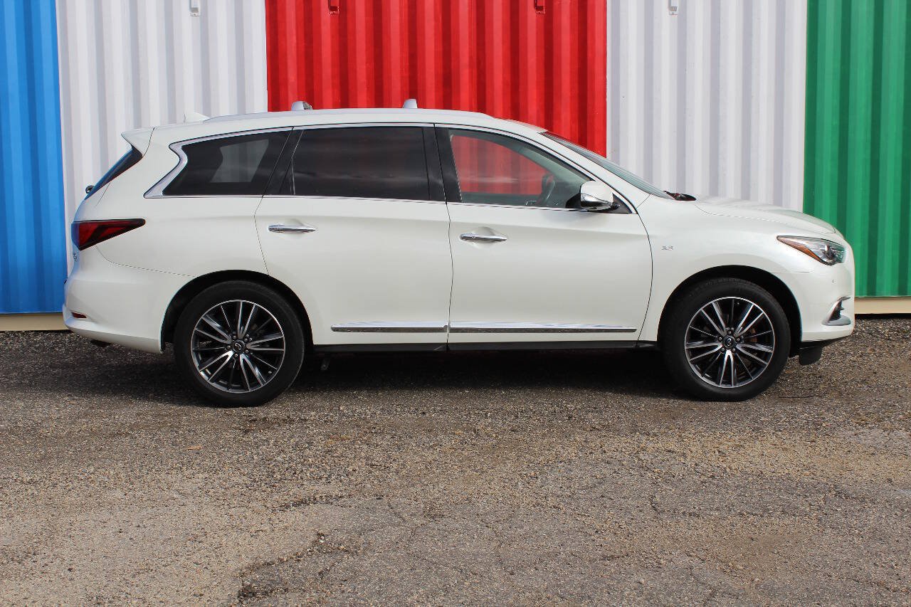 Used 2016 INFINITI QX60 Luxe w/ Deluxe Technology Package AWD/4WD image 5