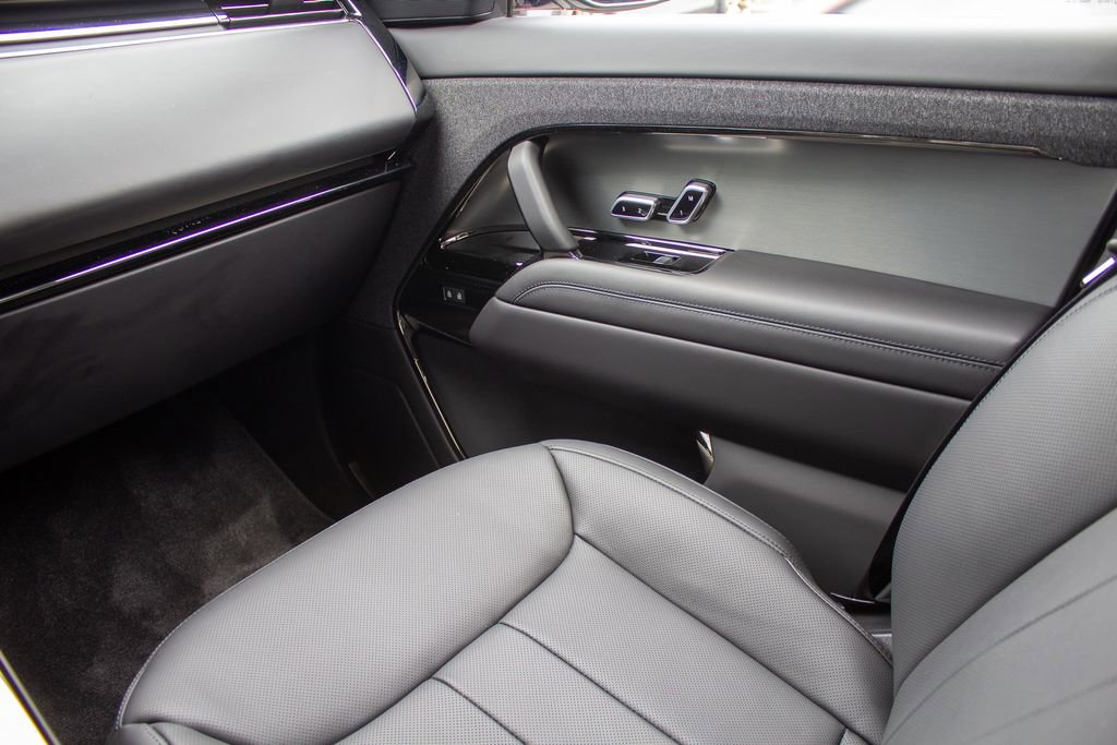 Used 2025 Land Rover Range Rover Sport Dynamic SE AWD/4WD image 20