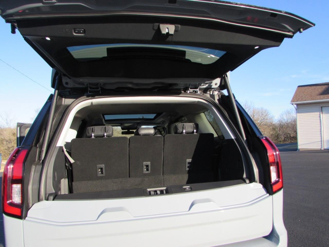 New 2026 Ford Expedition Platinum image 32