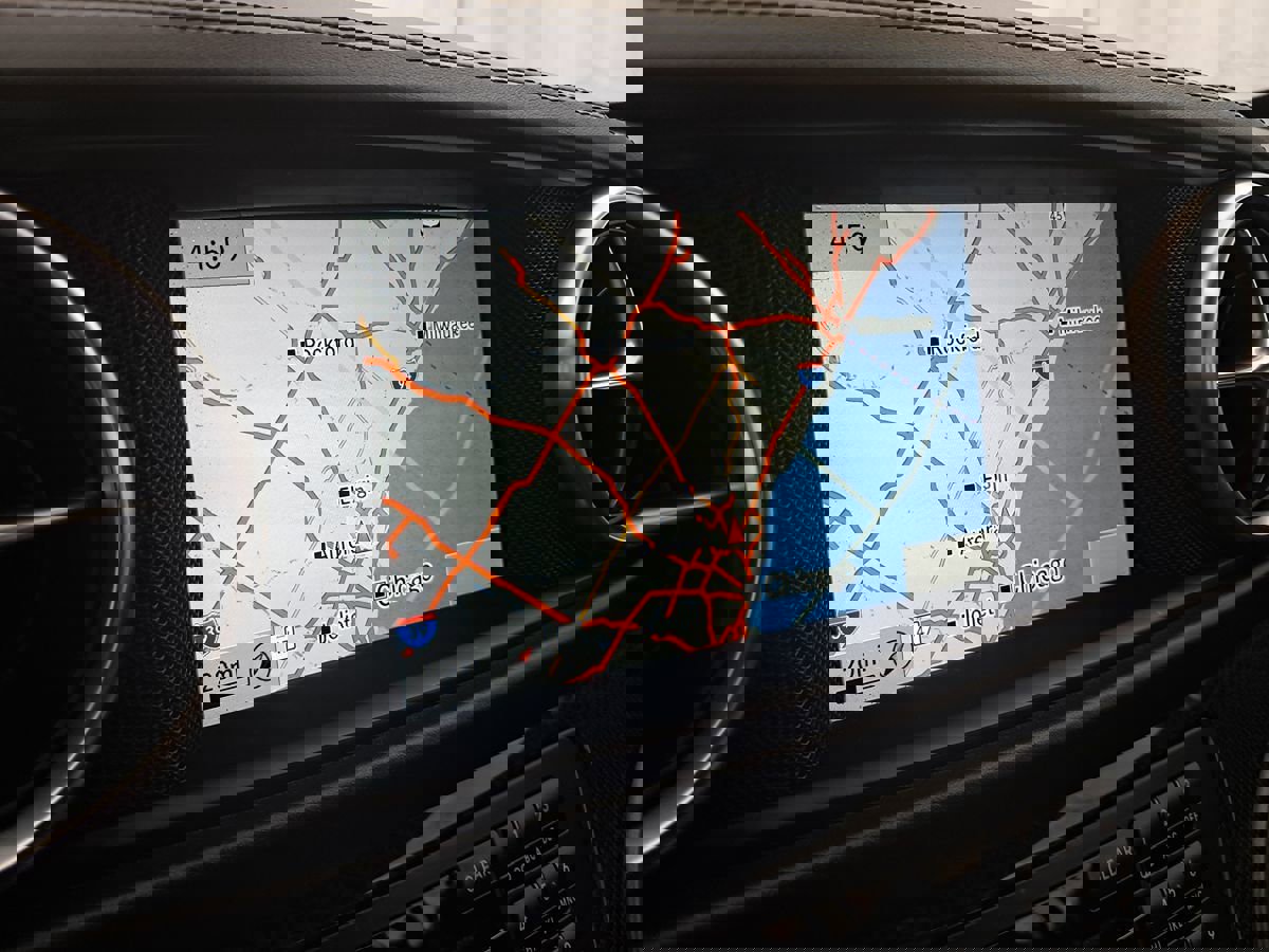 Used 2016 Mercedes-Benz SL 550 image 32