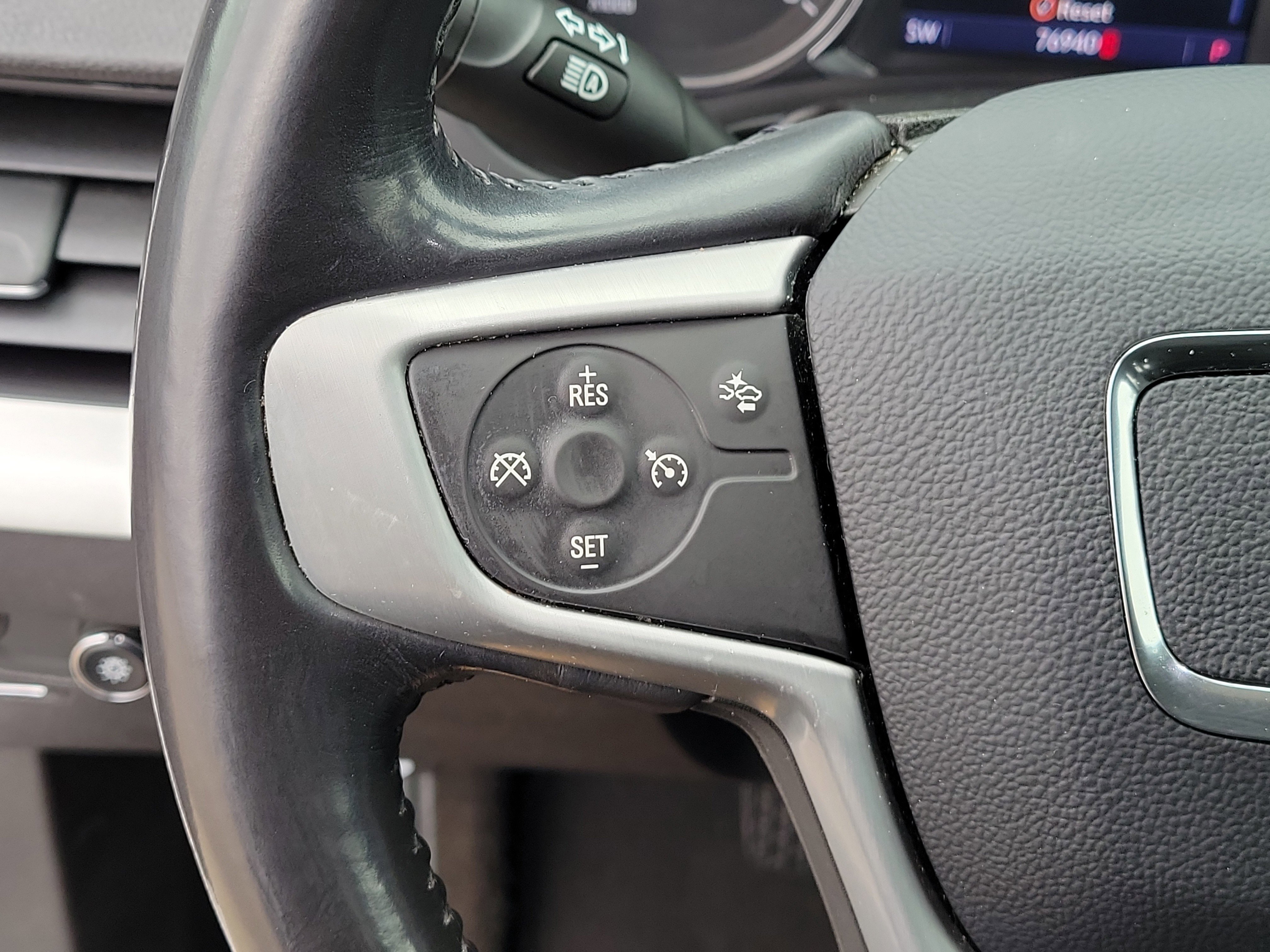 Used 2020 GMC Terrain SLT image 23