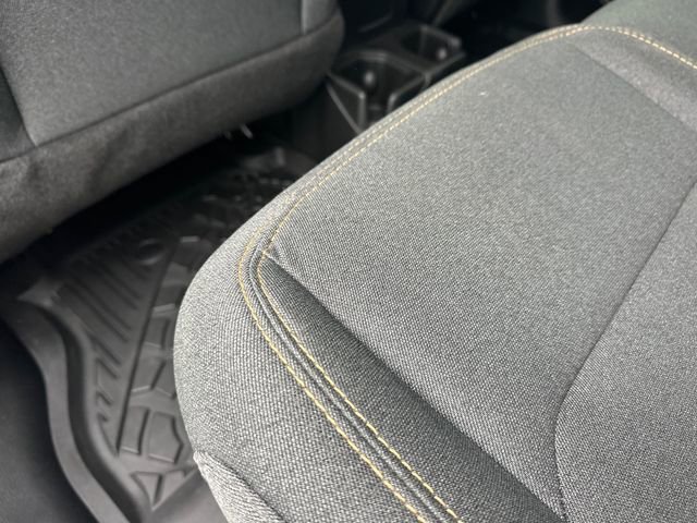 Used 2025 Jeep Gladiator Sport image 13