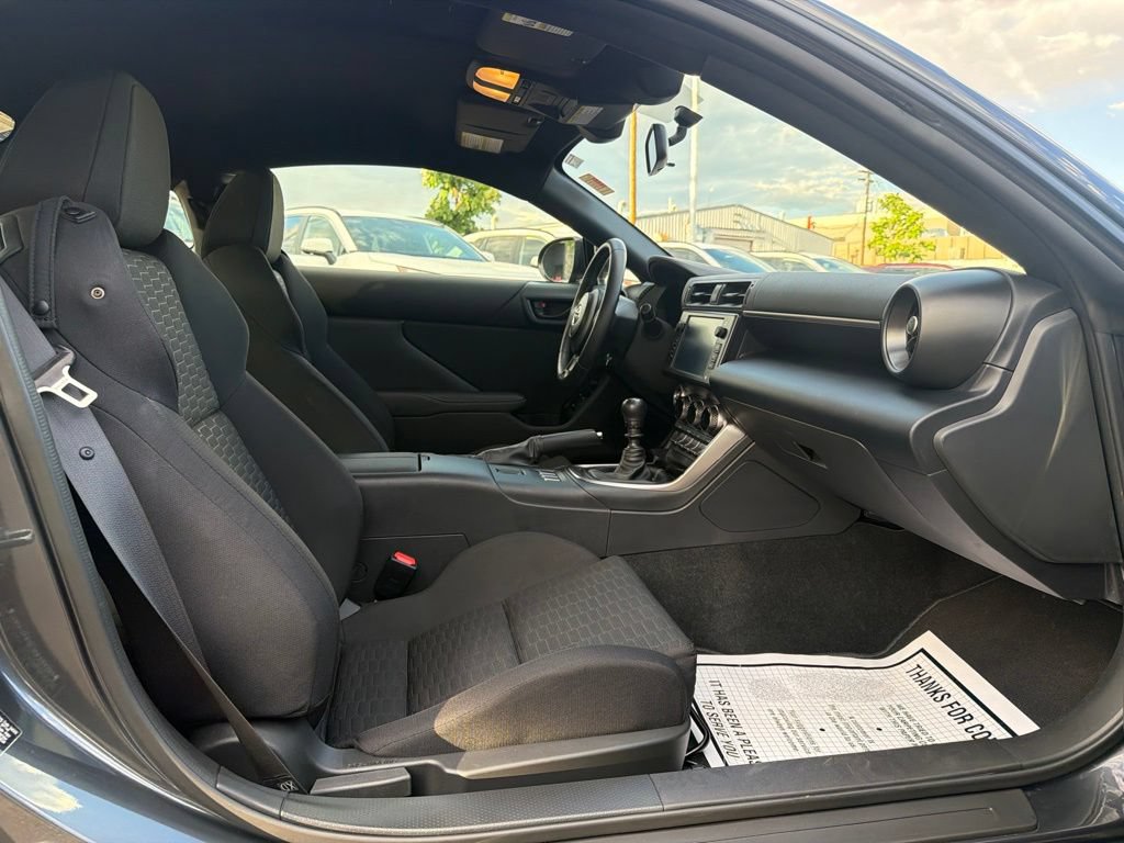 Used 2025 Toyota GR86 RWD image 13