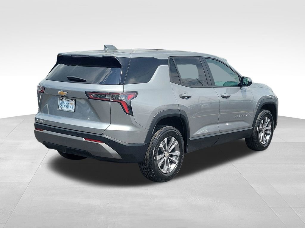 Used 2025 Chevrolet Equinox LT FWD image 4