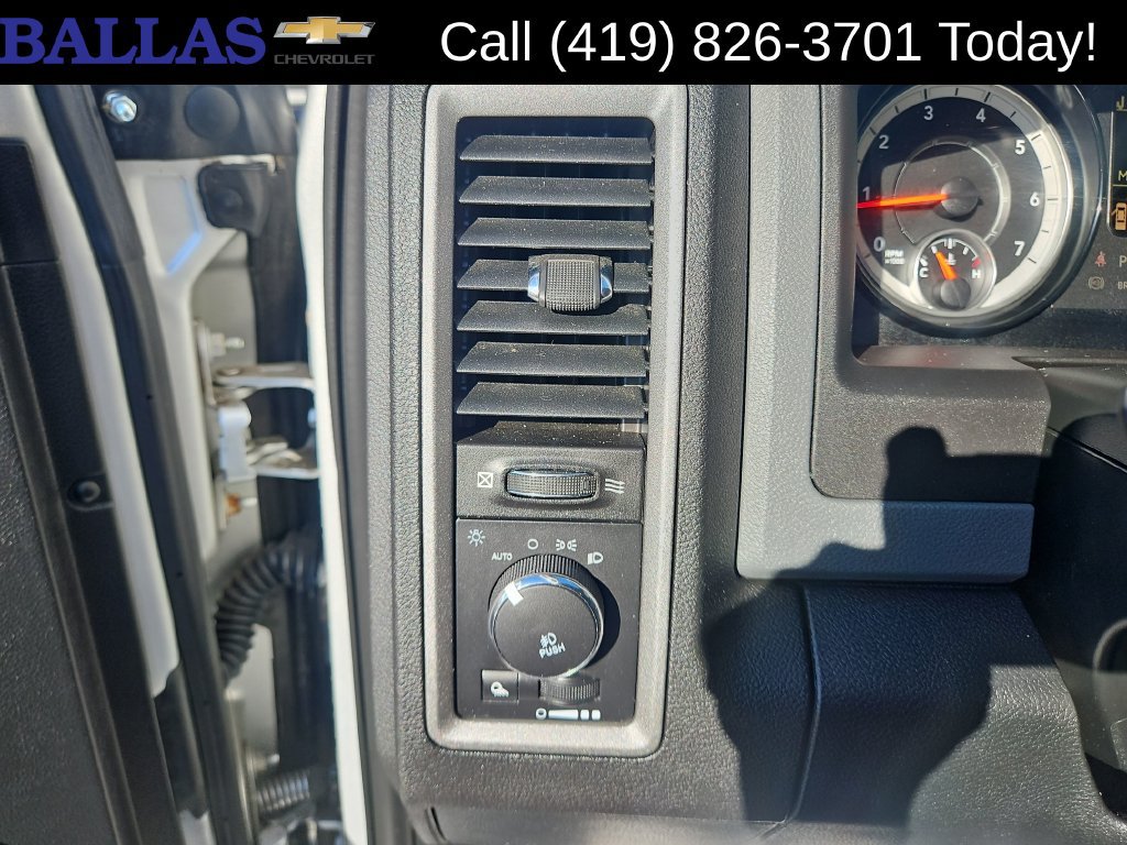 Used 2018 RAM 1500 Express w/ Express Value Package AWD/4WD image 15