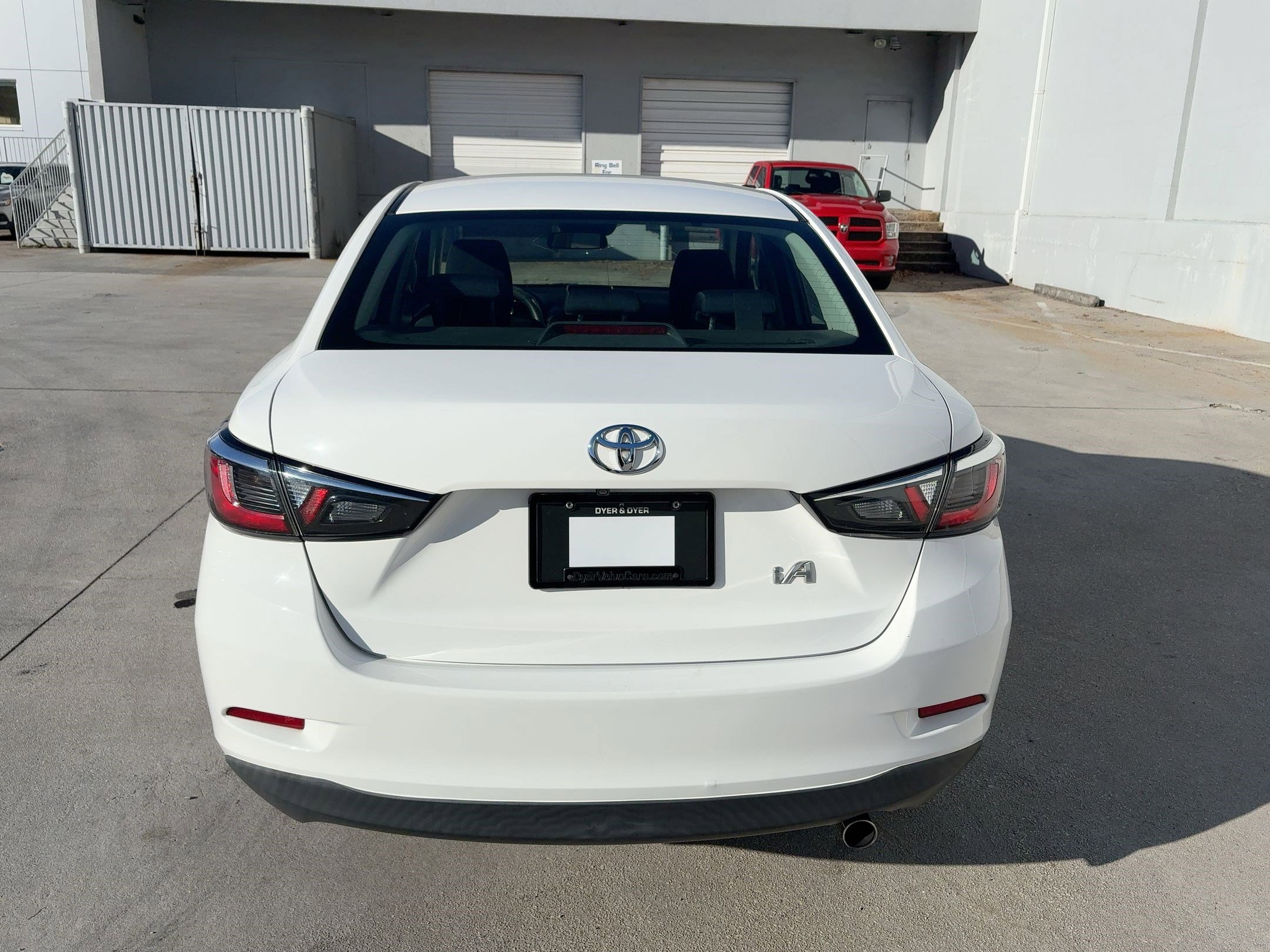 Used 2017 Toyota Yaris iA image 10