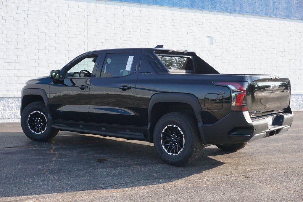 New 2026 Chevrolet Silverado EV Trail Boss image 8