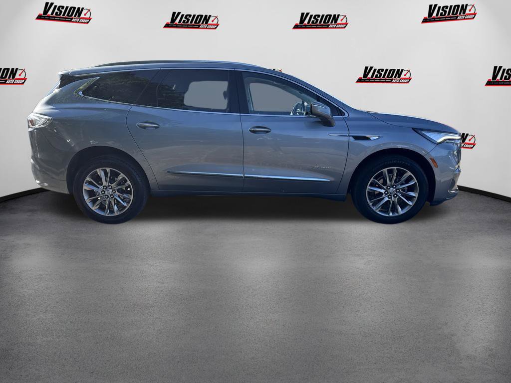 Used 2024 Buick Enclave Avenir w/ Avenir Technology Package AWD/4WD image 4