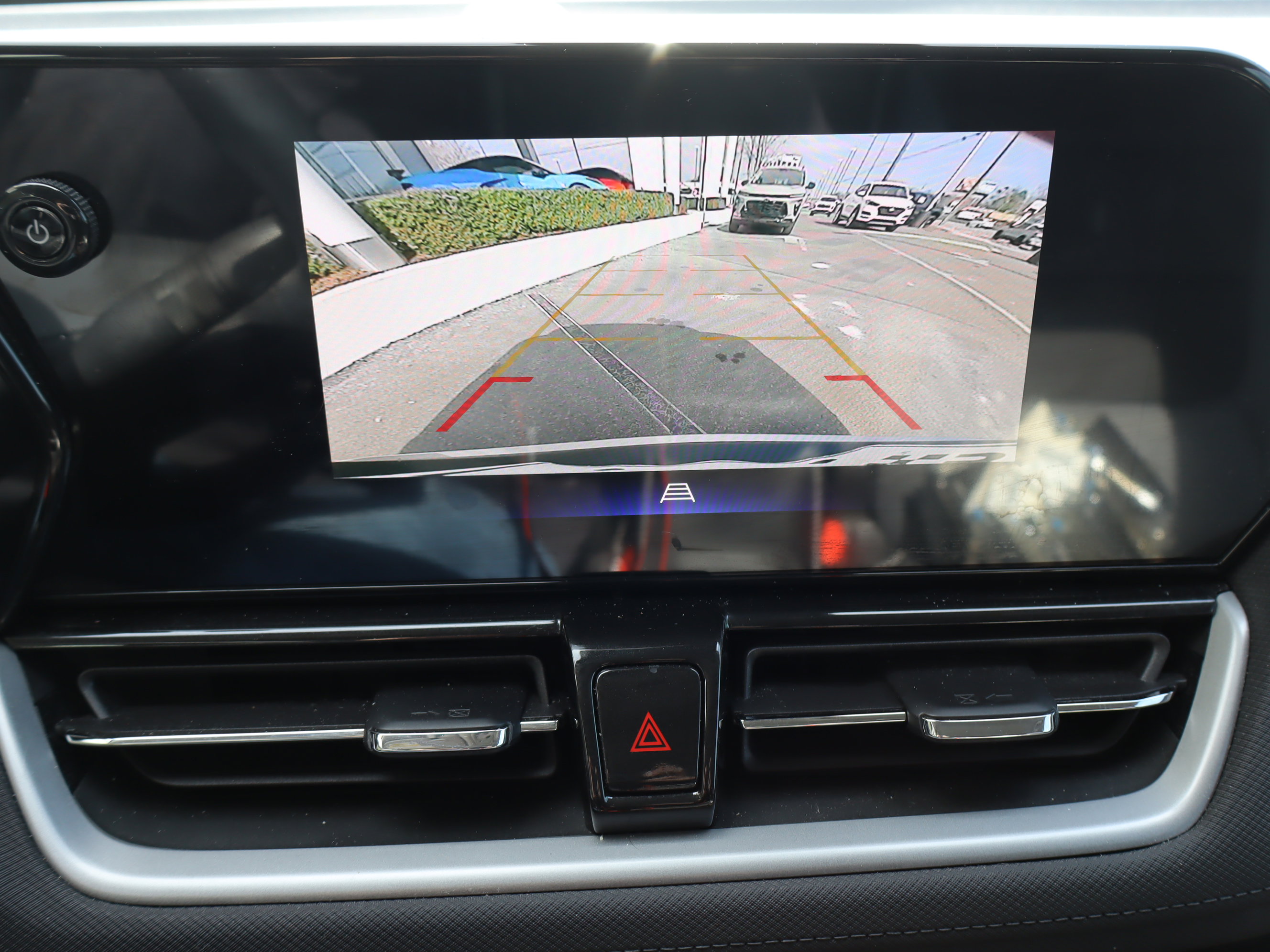 Certified 2025 Chevrolet TrailBlazer LT w/ Convenience Package image 26