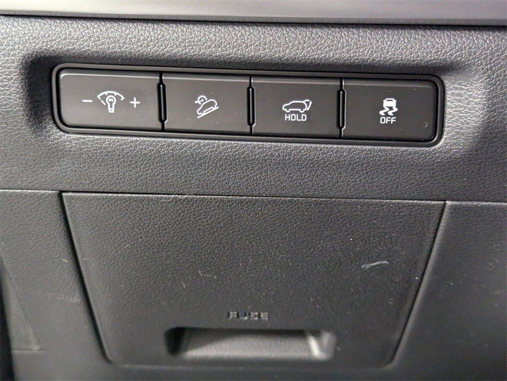 New 2025 Kia Telluride S image 13