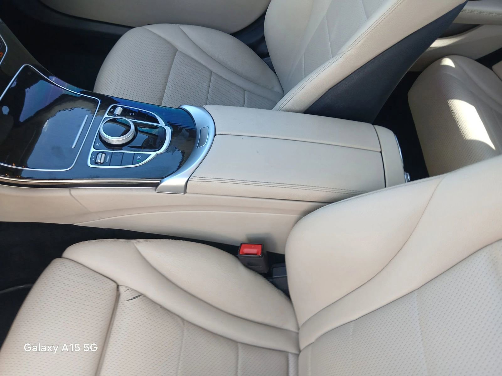 Used 2021 Mercedes-Benz C 300 Sedan w/ Premium Package image 8