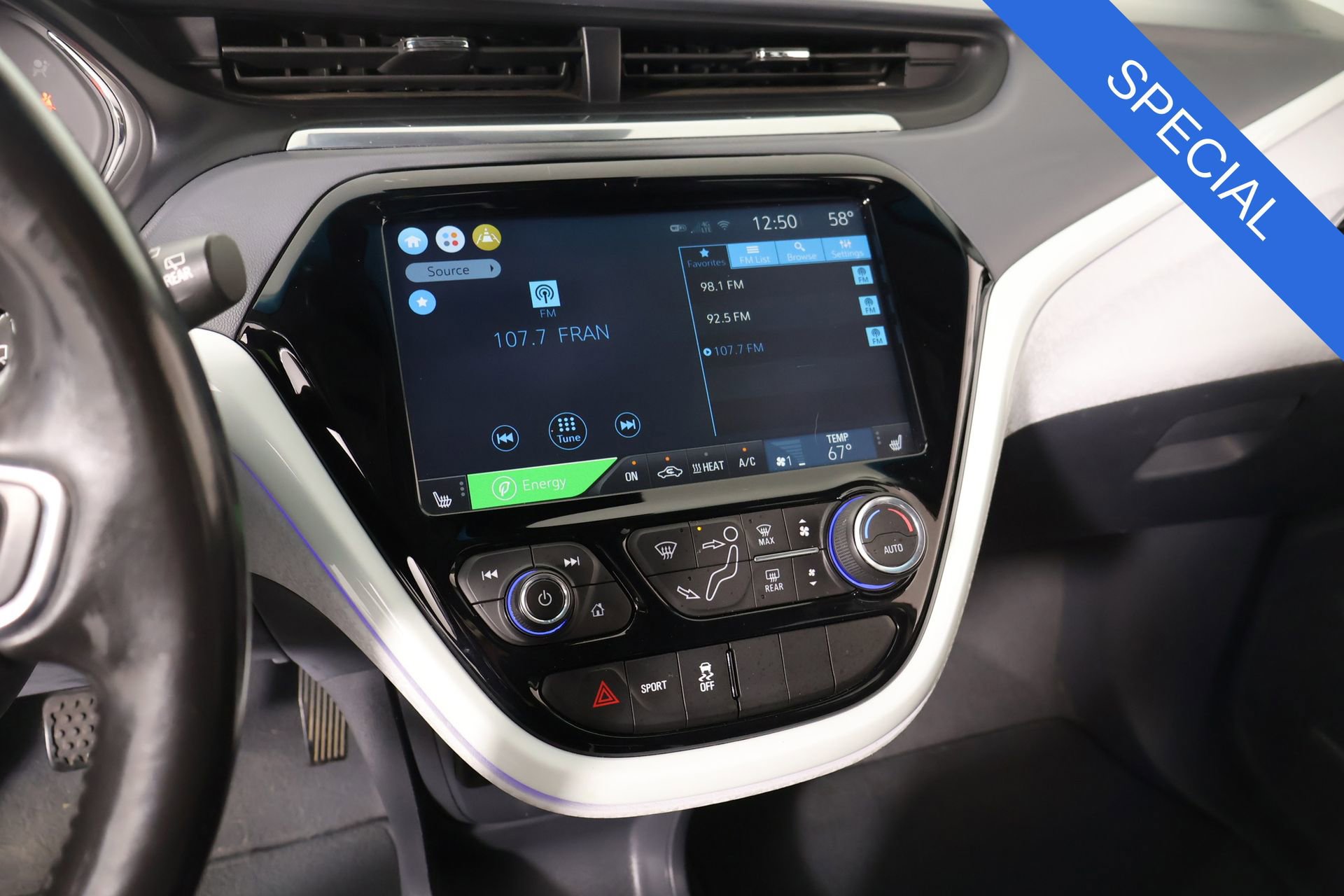 Used 2020 Chevrolet Bolt Premier w/ Infotainment Package image 5
