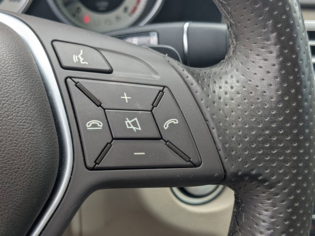 Used 2016 Mercedes-Benz E 350 Sedan image 10