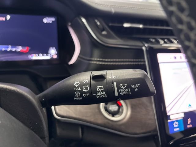 Used 2023 Jeep Grand Cherokee Overland image 39