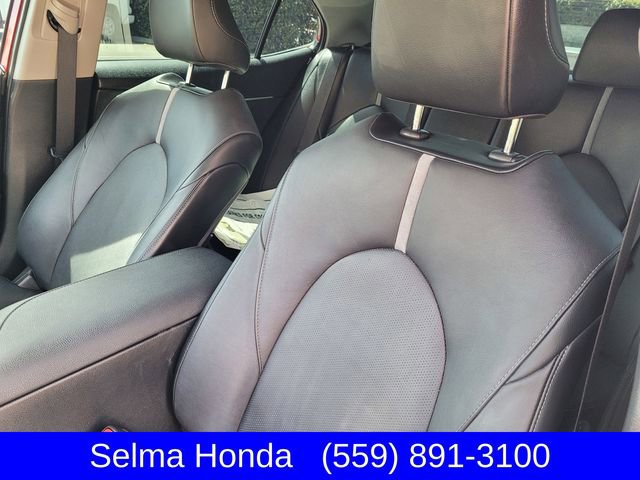 Used 2021 Toyota Camry XSE image 11