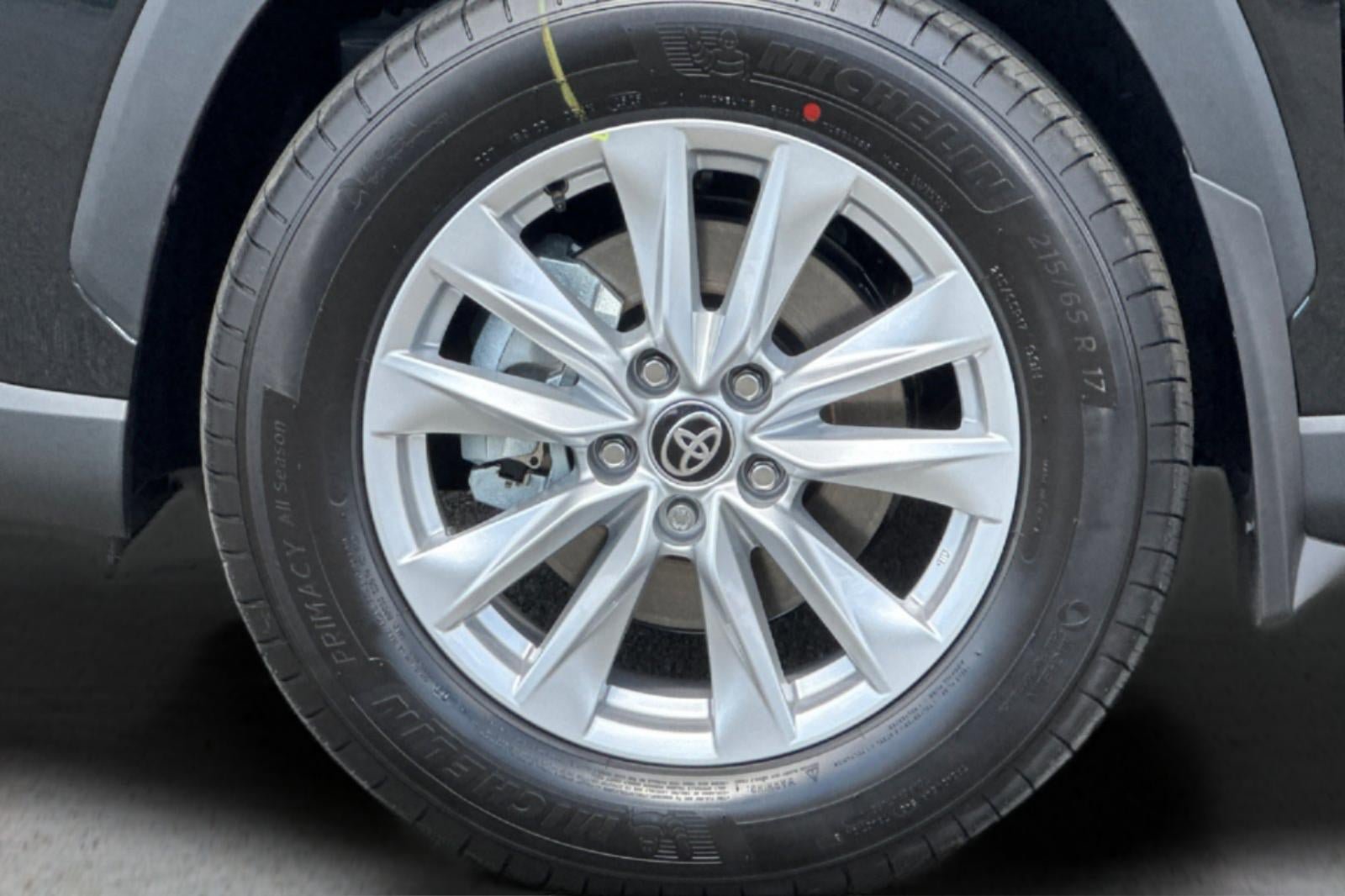 New 2026 Toyota Corolla Cross LE FWD image 29