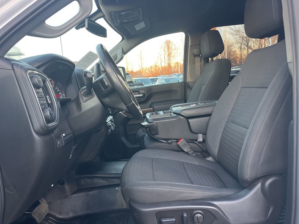 Used 2023 Chevrolet Silverado 3500 LT w/ Convenience Package image 11
