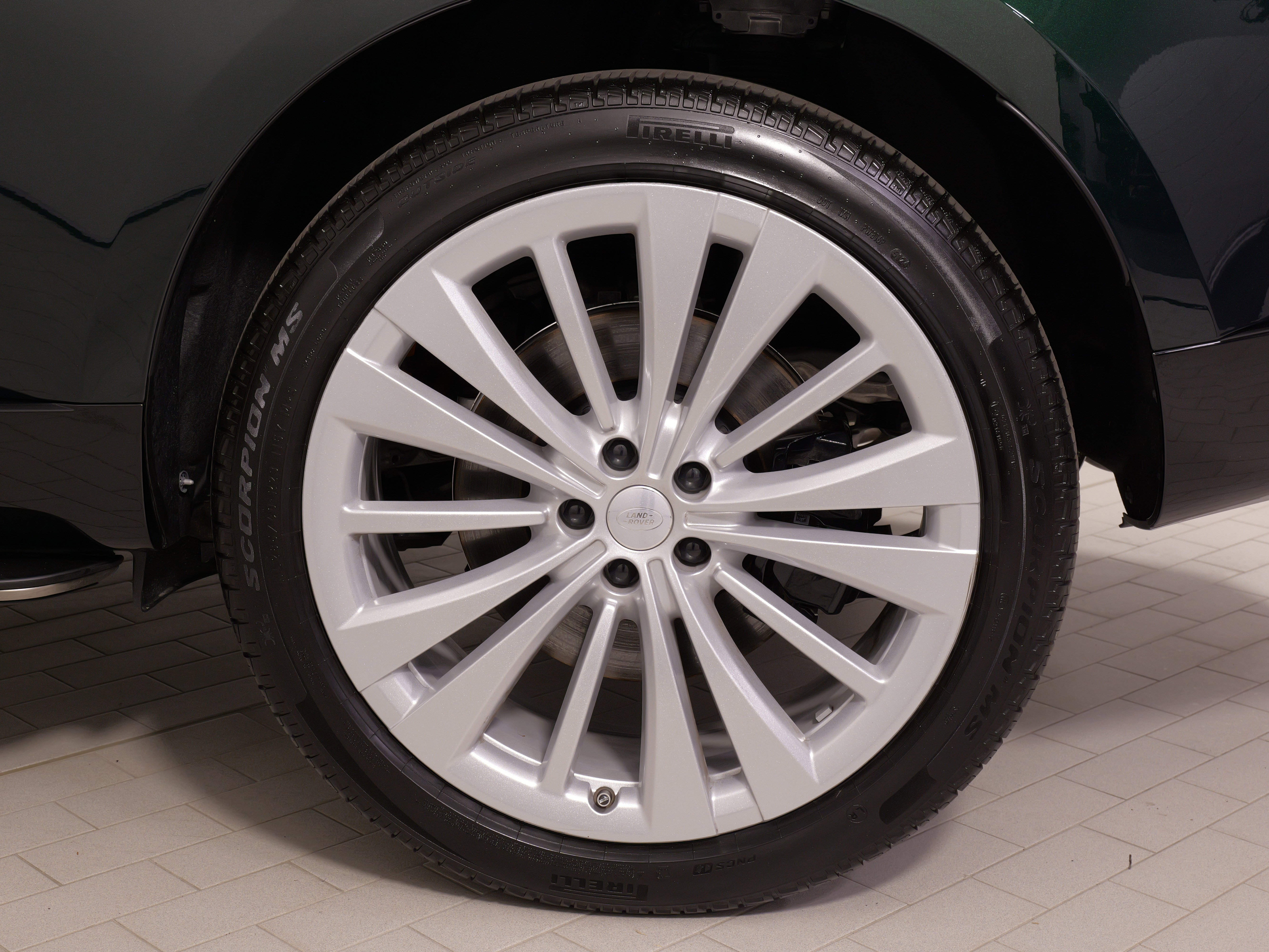 Used 2025 Land Rover Range Rover Autobiography image 79