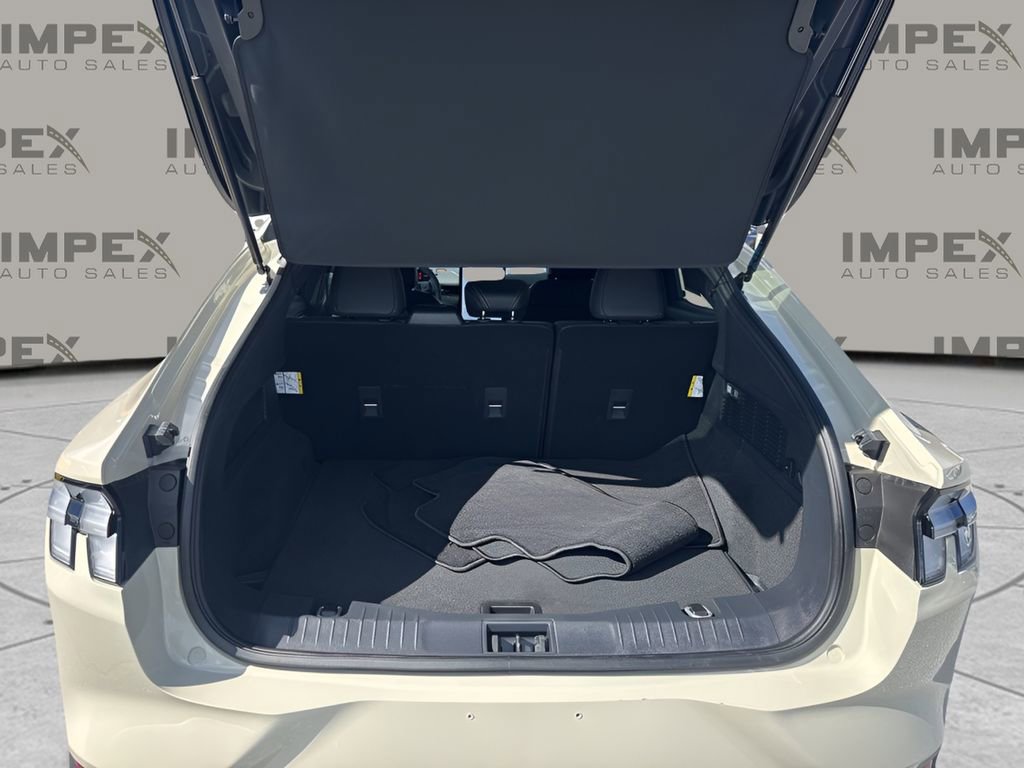 Used 2025 Ford Mustang Mach-E Select image 27