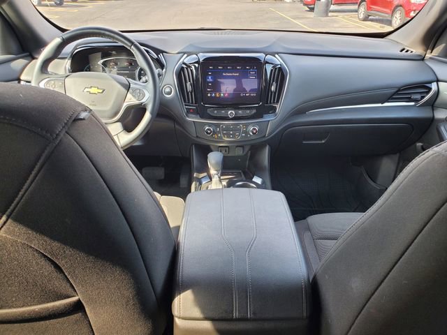 Used 2023 Chevrolet Traverse LT FWD image 7