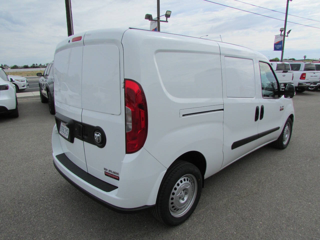 Used 2022 RAM ProMaster City Tradesman FWD image 7