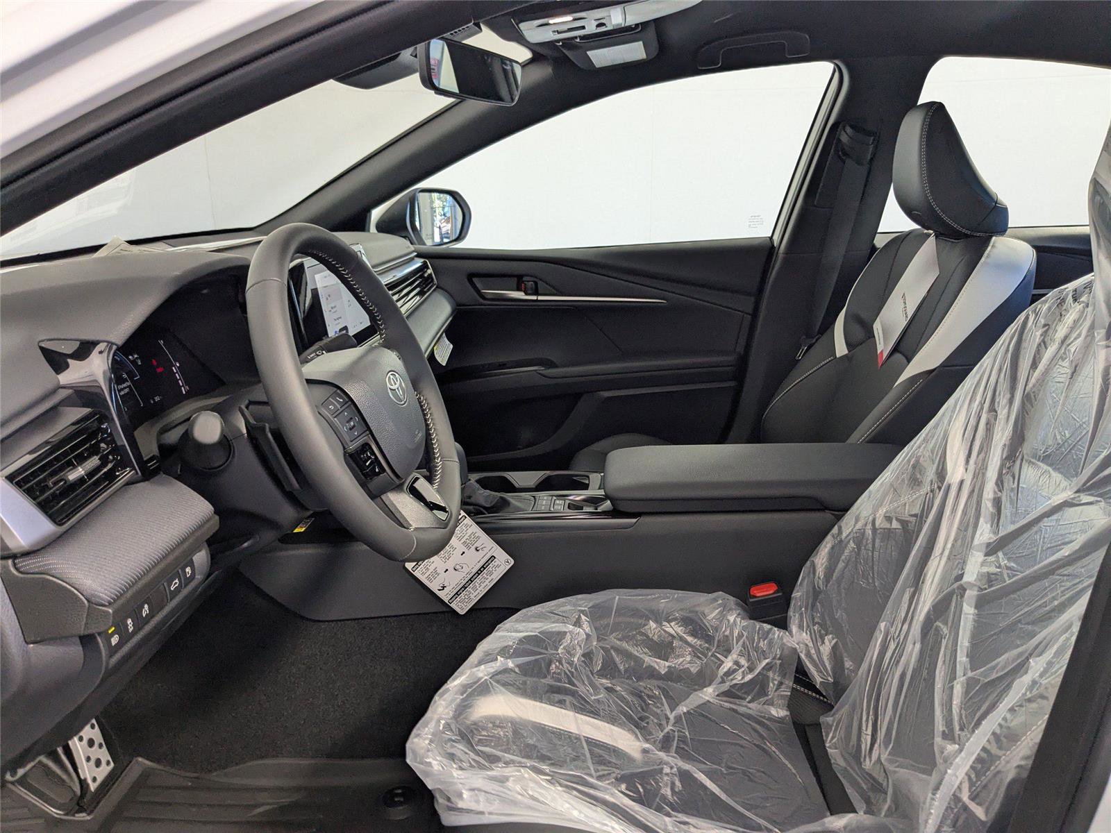 New 2026 Toyota Camry SE image 10