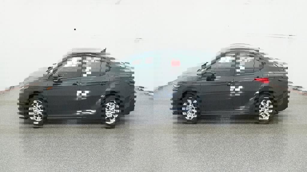 New 2026 Toyota Camry LE image 3