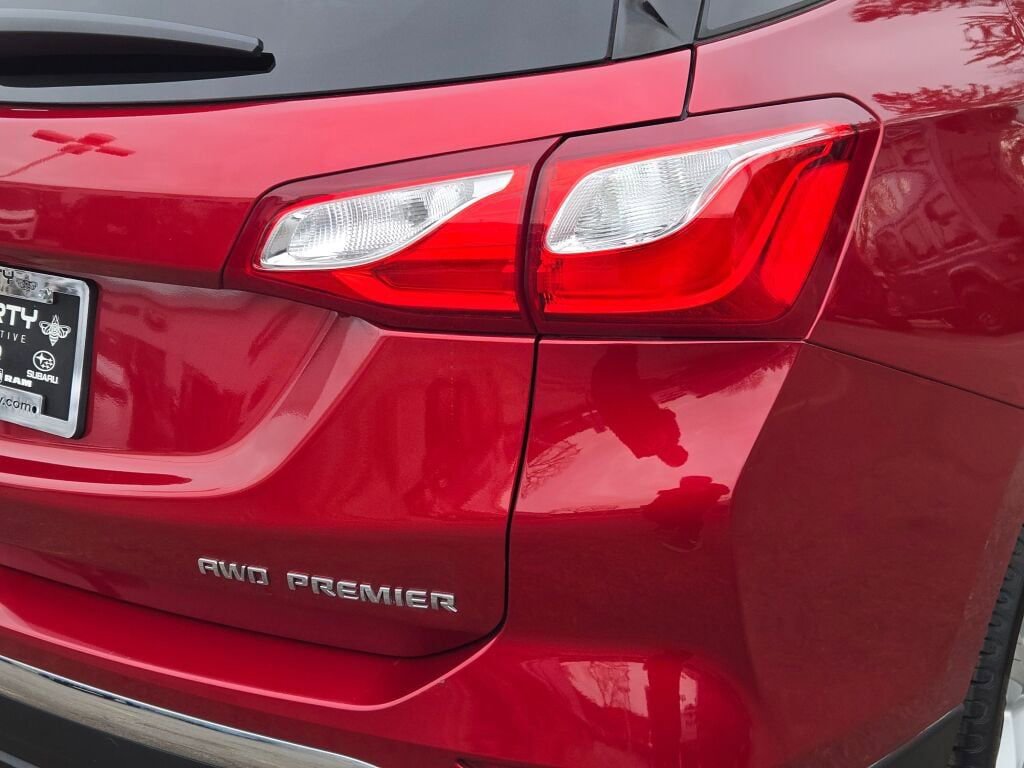 Used 2019 Chevrolet Equinox Premier image 12