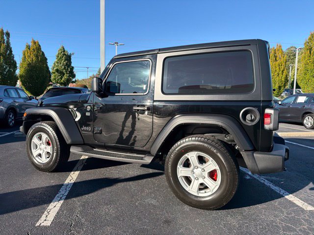 Used 2022 Jeep Wrangler Sport AWD/4WD image 8