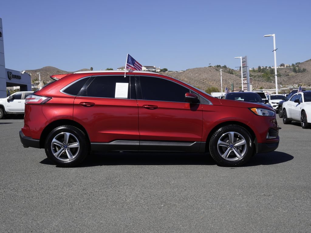 Used 2020 Ford Edge SEL w/ Convenience Package FWD image 3