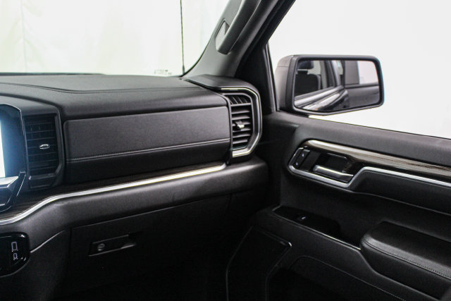Certified 2022 Chevrolet Silverado 1500 RST AWD/4WD image 25