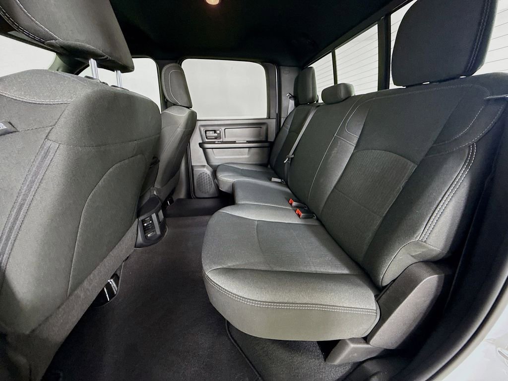 Used 2024 RAM 2500 Tradesman w/ Chrome Appearance Group image 26