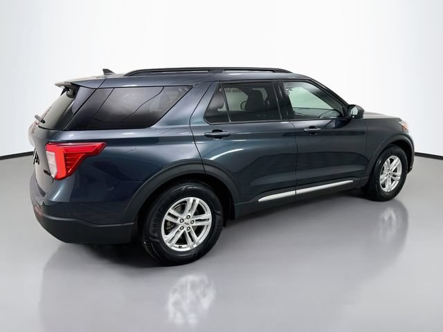 Used 2022 Ford Explorer XLT w/ Equipment Group 202A RWD image 7