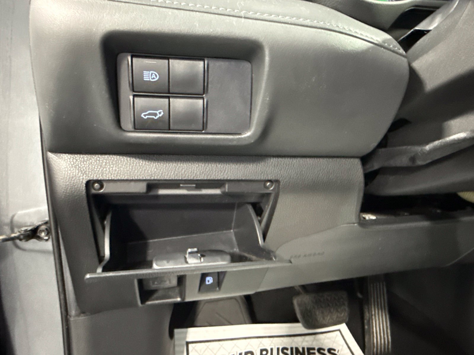 Used 2020 Toyota Highlander XLE AWD/4WD image 50