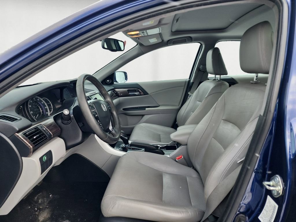 Used 2016 Honda Accord EX-L image 9